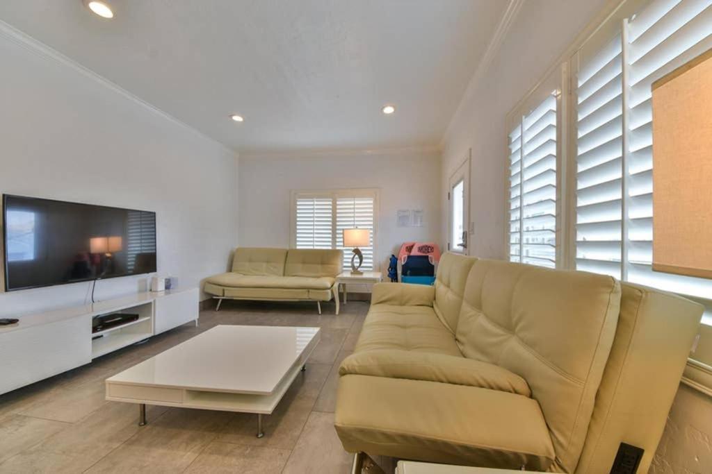 1000#1 Contemporary Home W/ Parking, Grill, & Ac! ニューポート・ビーチ エクステリア 写真